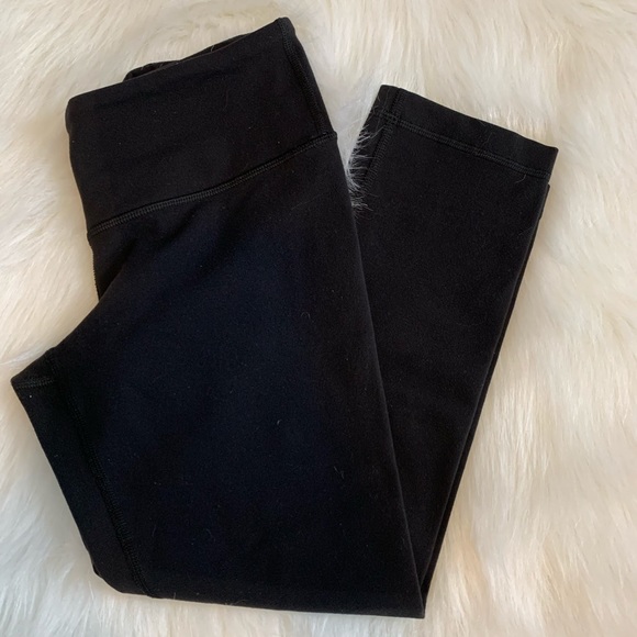 lululemon athletica Pants - LULULEMON Black Cropped Leggings size 4